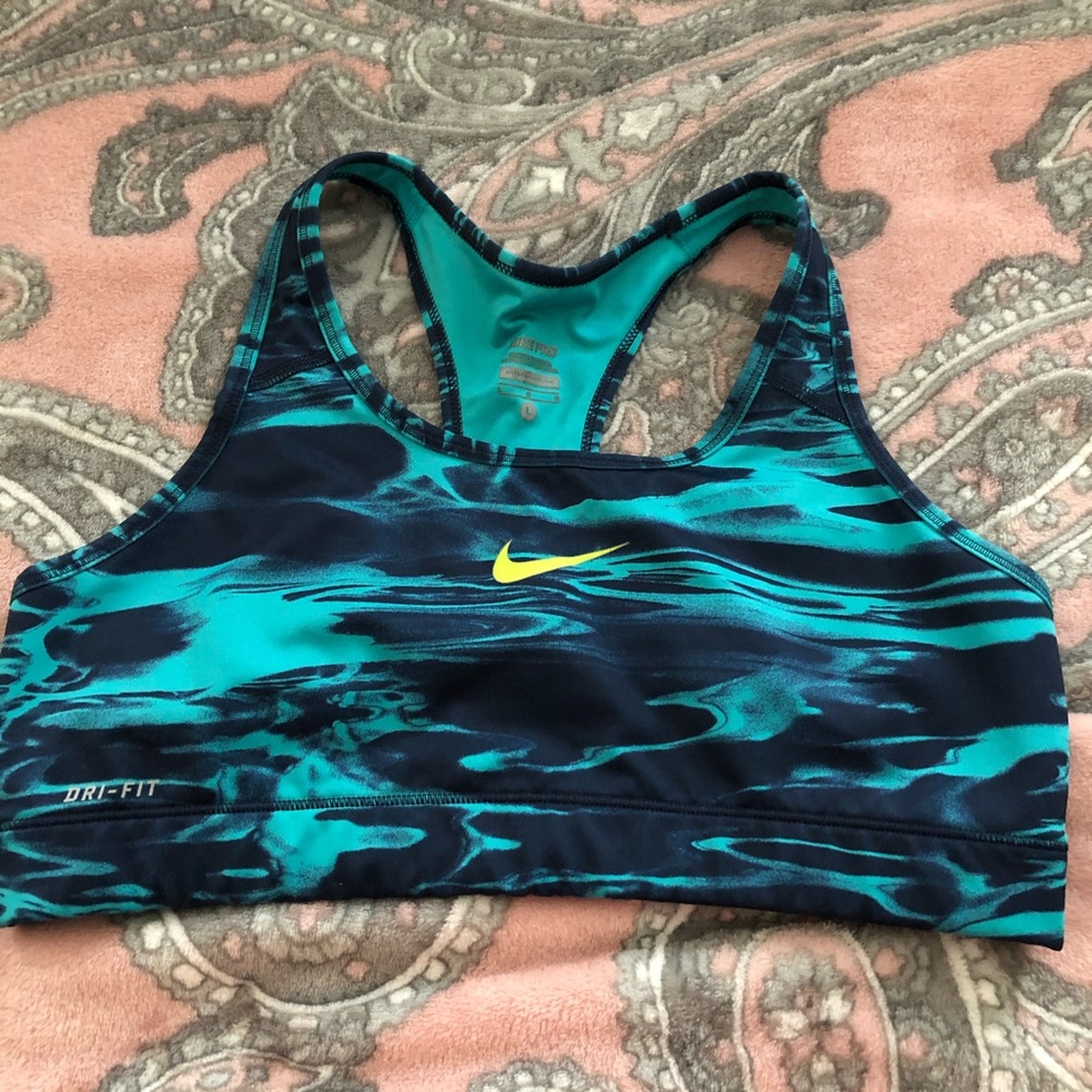 Nike Pro Dri-Fit sports bra